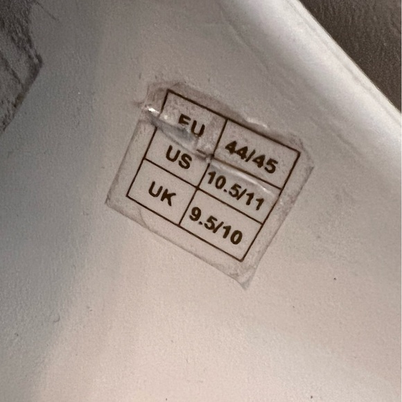 Axel Arigato Men's Magma Sandal in Beige - Picture 3 of 6